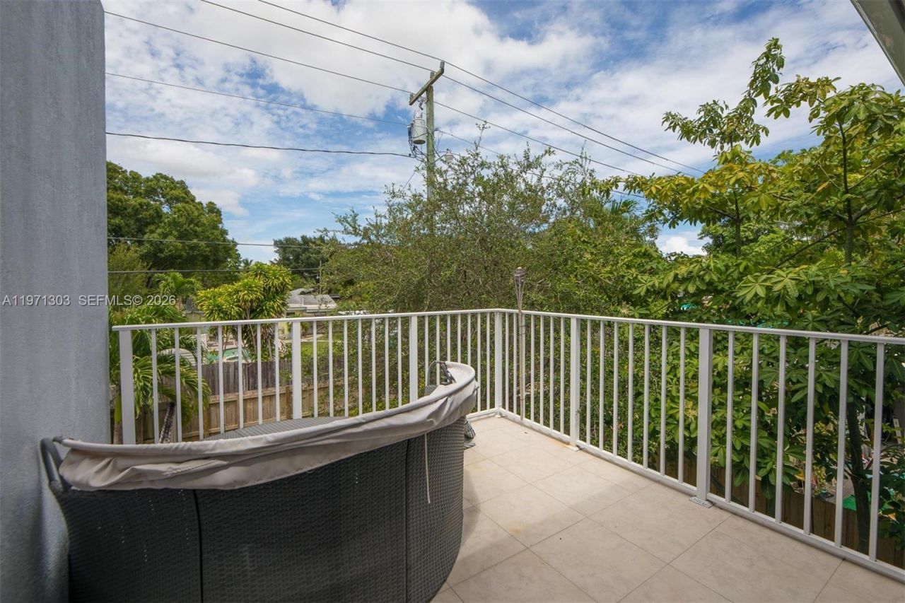 619 SW 17th St , Unit 619, Fort Lauderdale, FL 33315 Photo