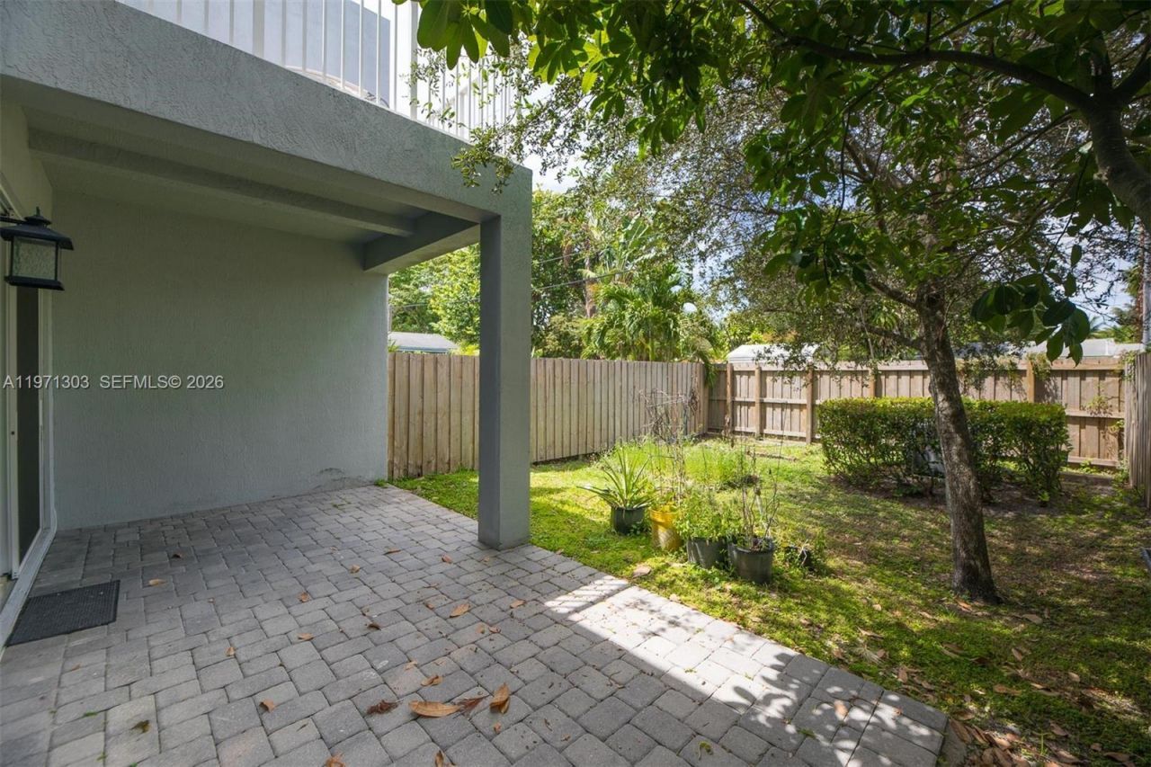 619 SW 17th St , Unit 619, Fort Lauderdale, FL 33315 Photo