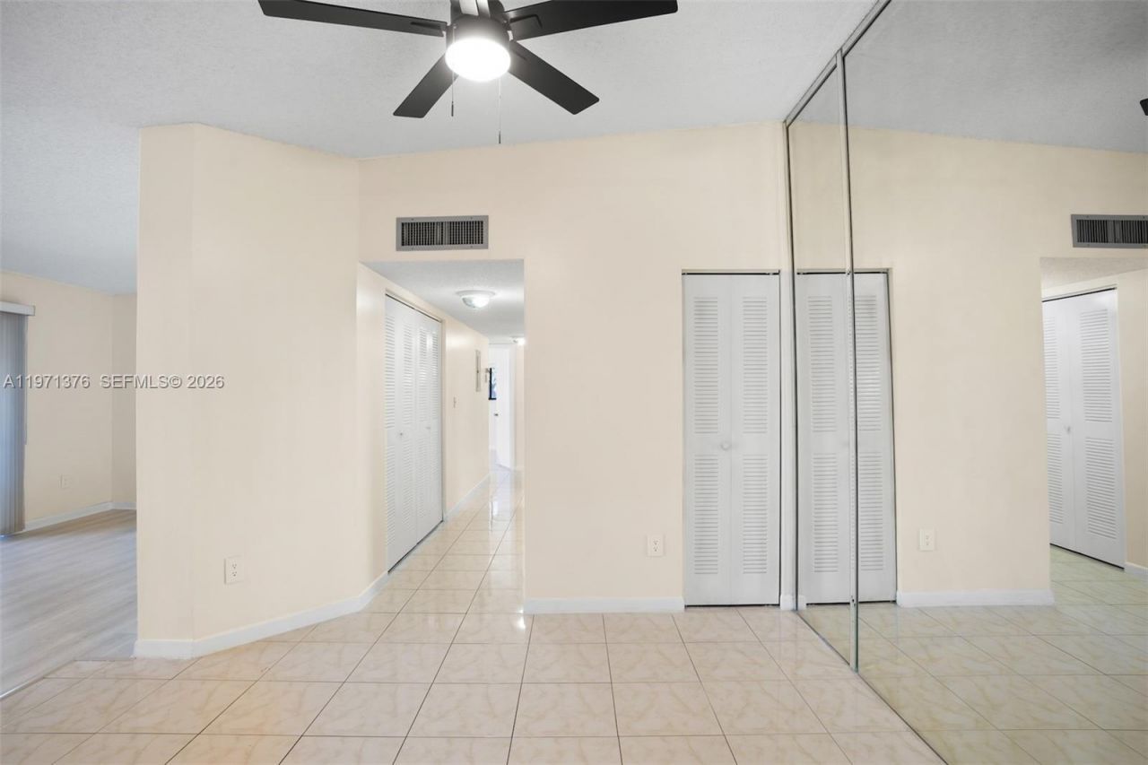 9446 S Belfort Cir, Unit 215, Tamarac, FL 33321 Photo