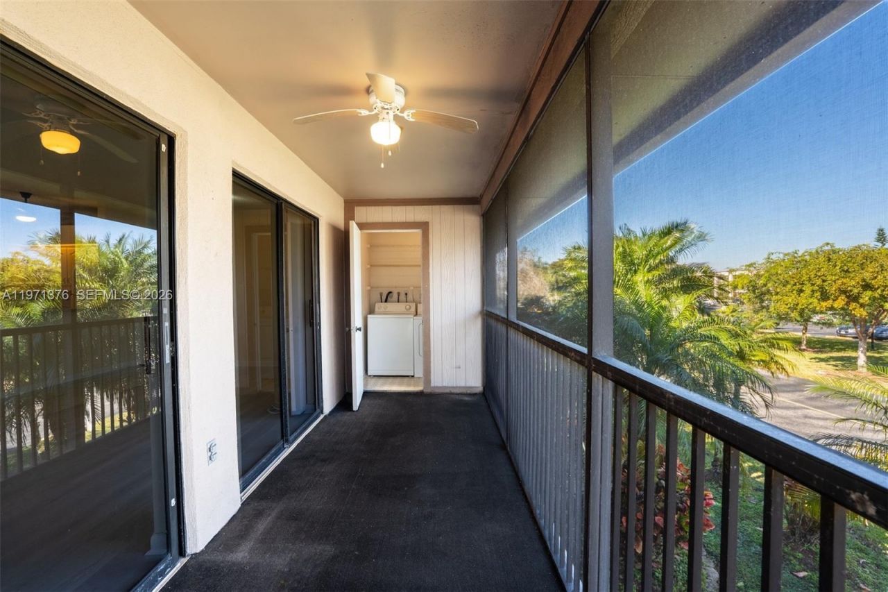 9446 S Belfort Cir, Unit 215, Tamarac, FL 33321 Photo