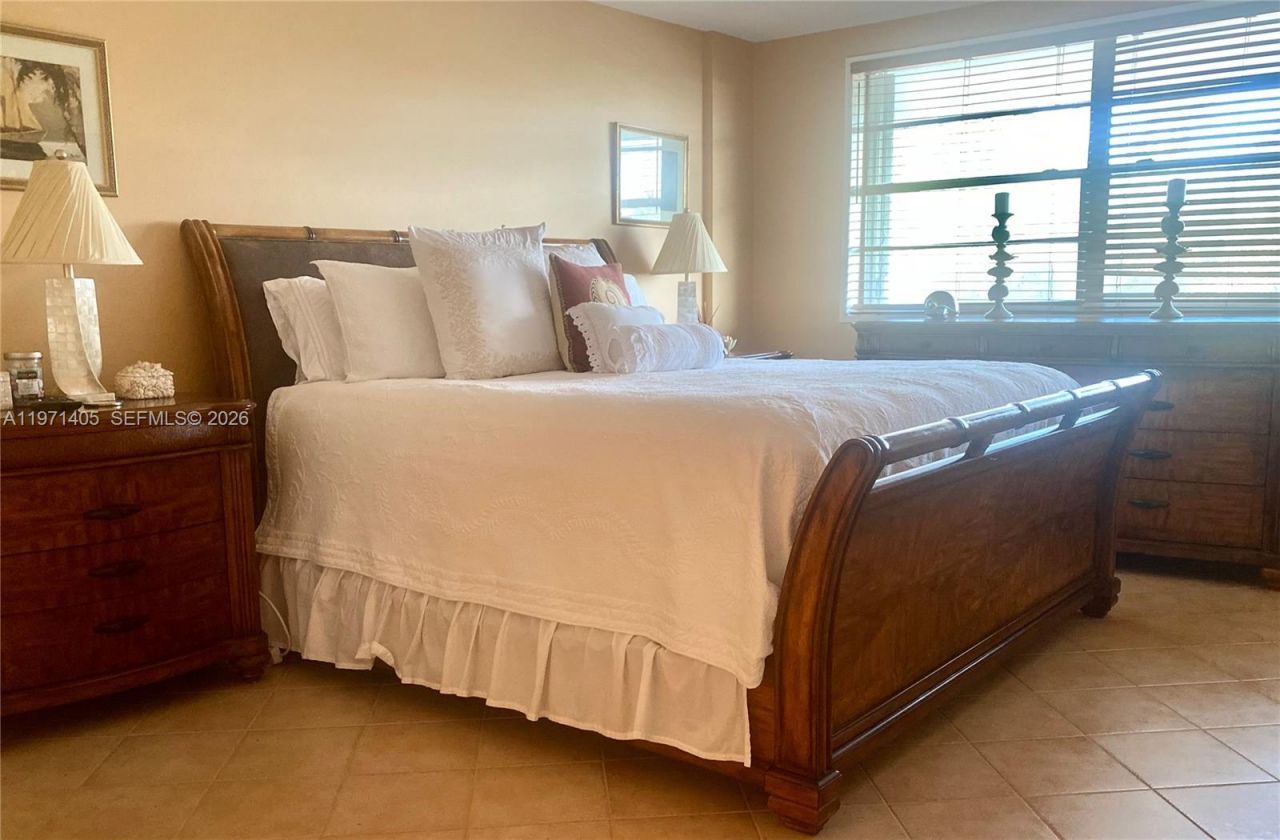 177 Ocean Lane Dr, Unit 204, Key Biscayne, FL 33149 Photo