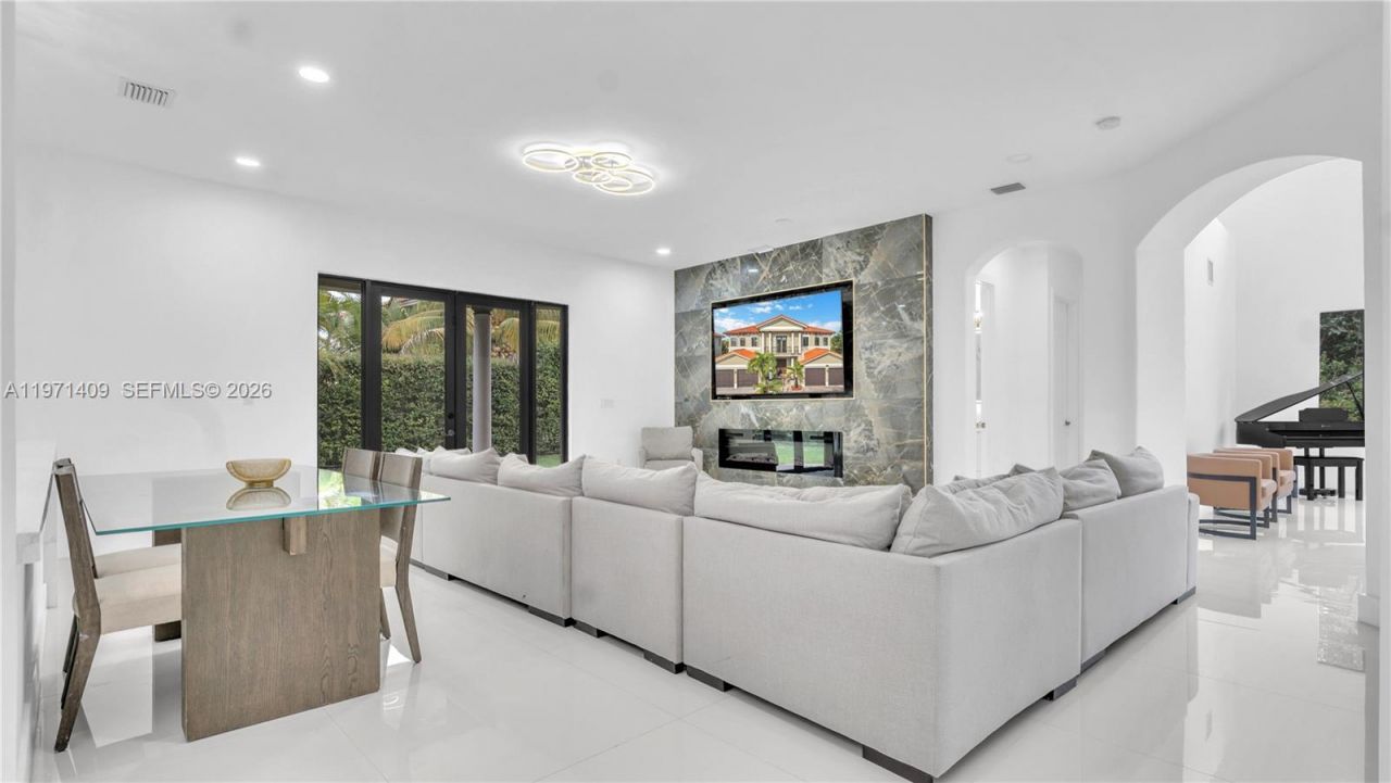 7803 SW 194th Ter, Cutler Bay, FL 33157 Photo