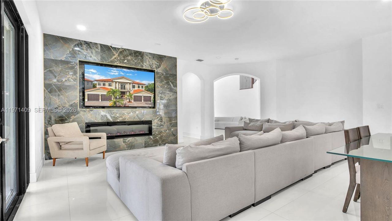 7803 SW 194th Ter, Cutler Bay, FL 33157 Photo