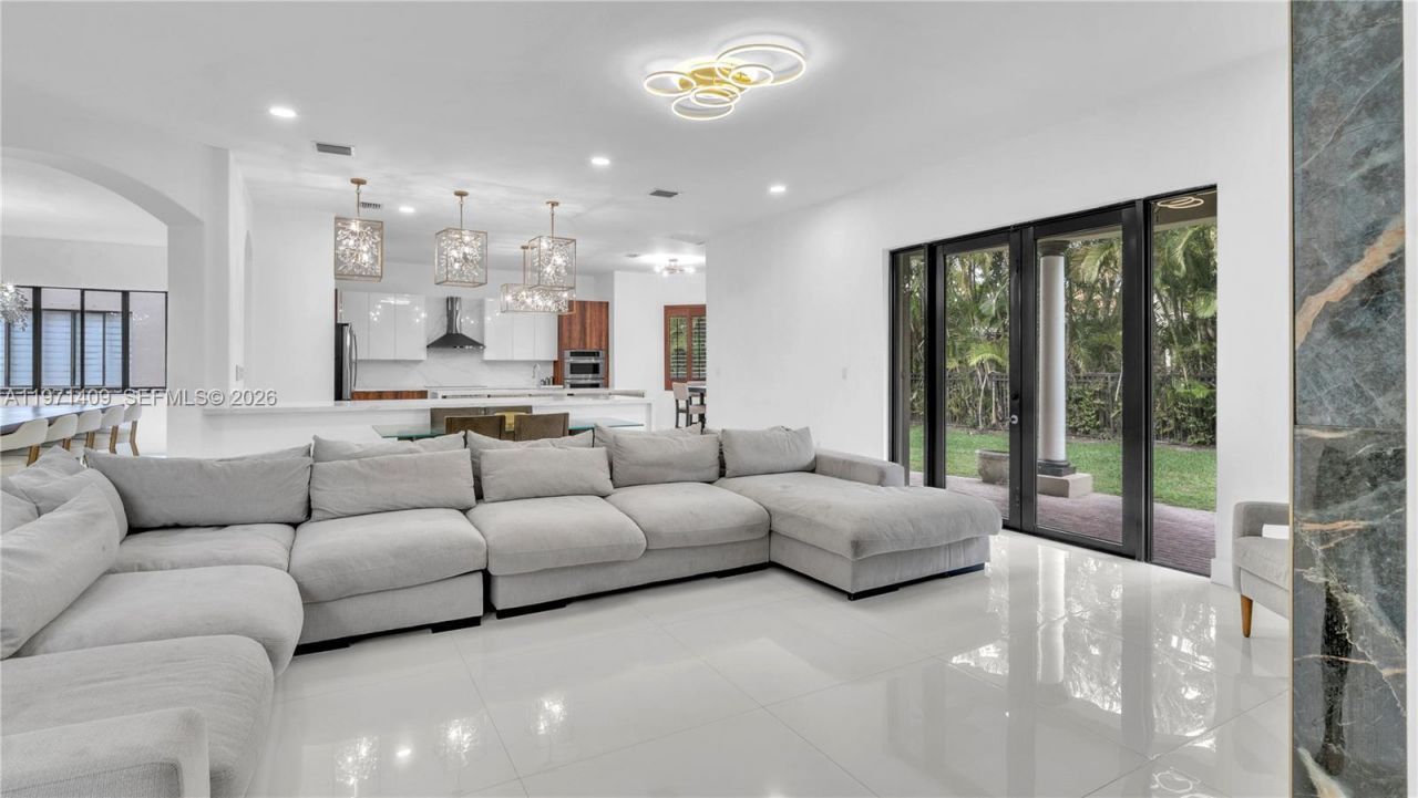 7803 SW 194th Ter, Cutler Bay, FL 33157 Photo