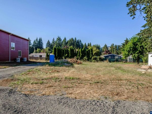4128 Main St, Sweet Home, OR 97386