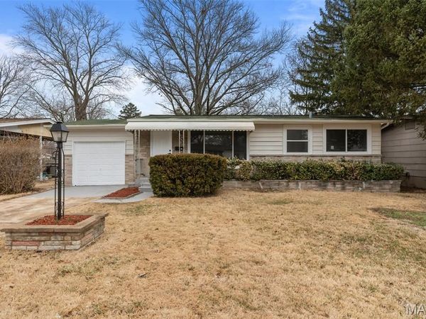 725 Hazelvalley Drive, Hazelwood, MO 63042