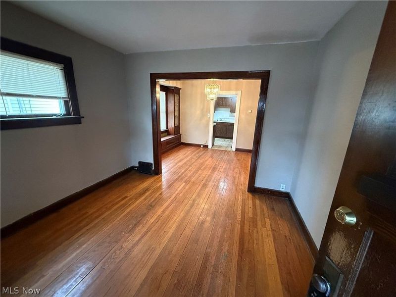 19316 Shawnee Avenue, Cleveland, OH 44119 Photo 11