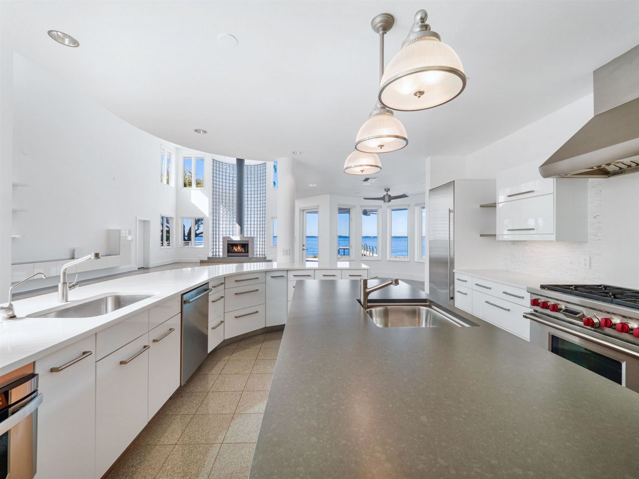 3402 W Riverside Dr, Fort Myers, FL 33901 Photo