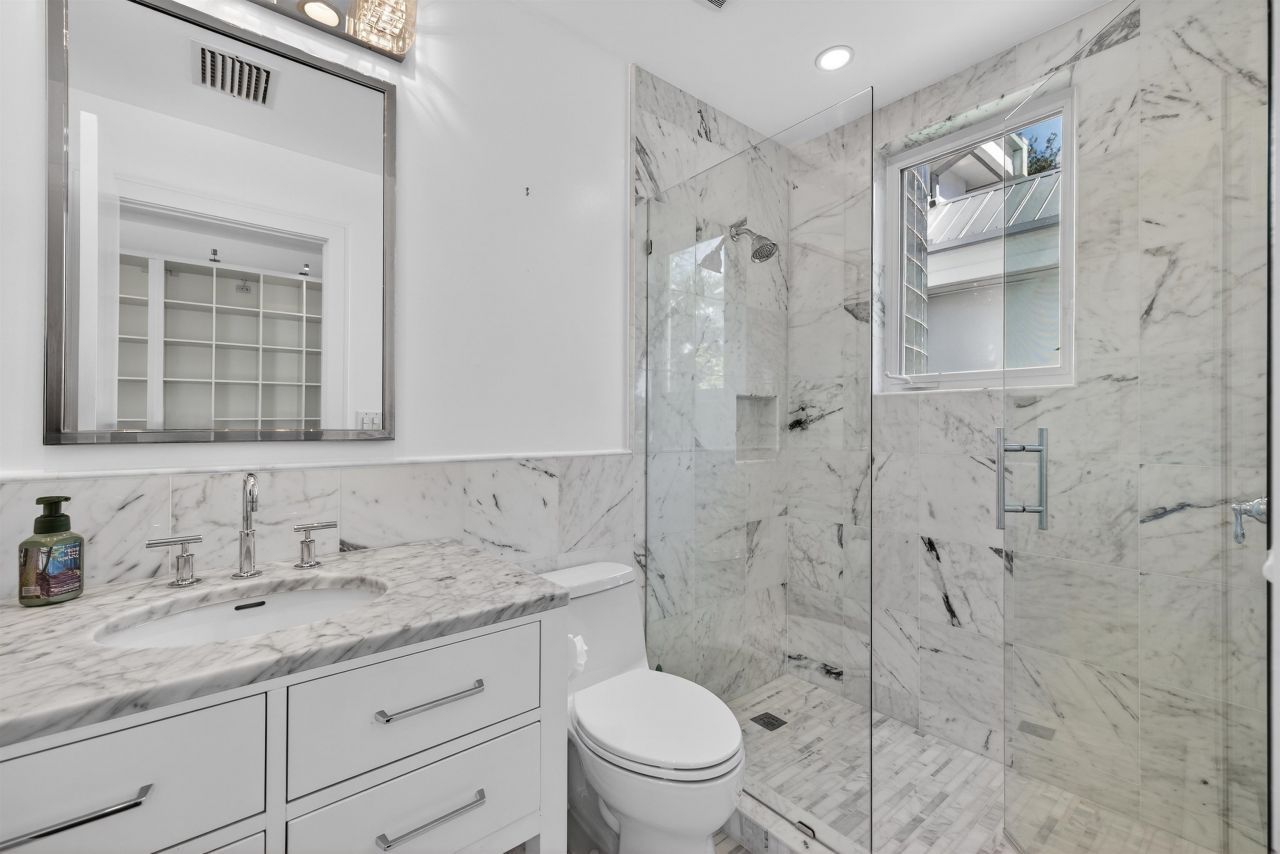 3402 W Riverside Dr, Fort Myers, FL 33901 Photo