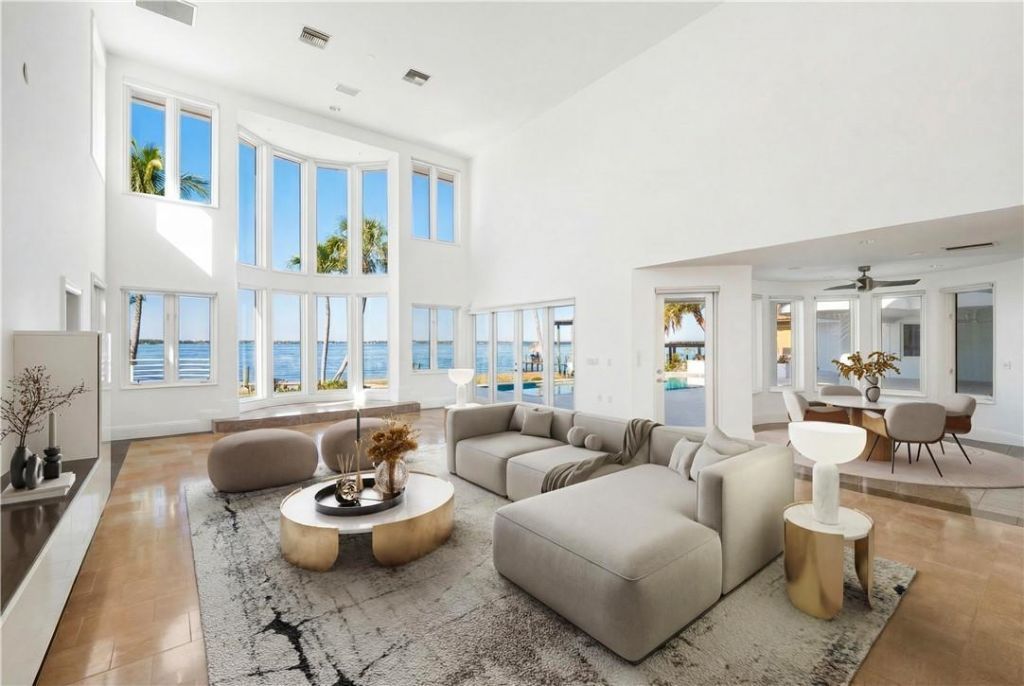 3402 W Riverside Dr, Fort Myers, FL 33901 Photo