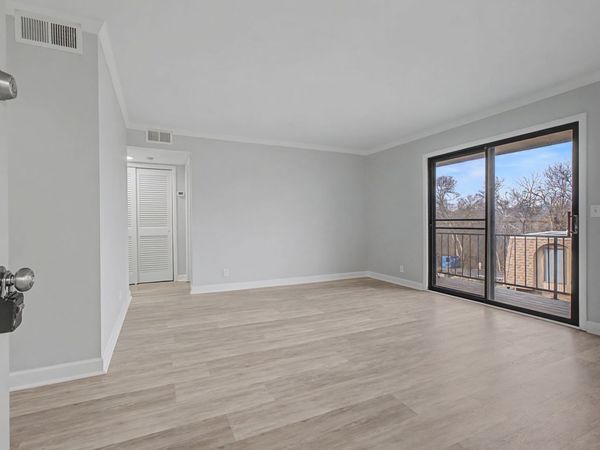 420 Walton Ln, Unit J47, Madison, TN 37115