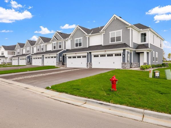 190 Jean Avenue N, Lake Elmo, MN 55042