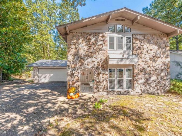 1517 Circledale Rd, North Little Rock, AR 72116