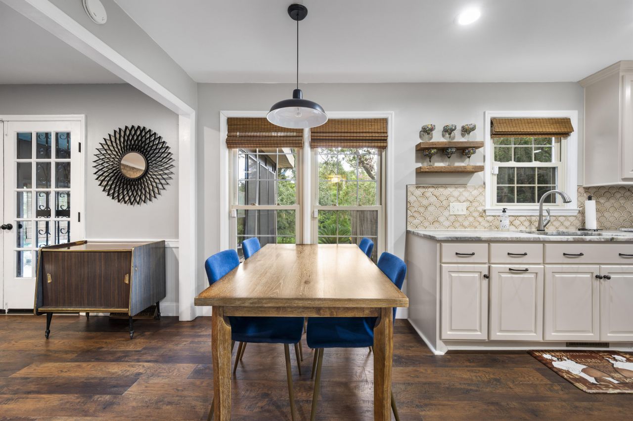 506 Fairington Drive Photo 11