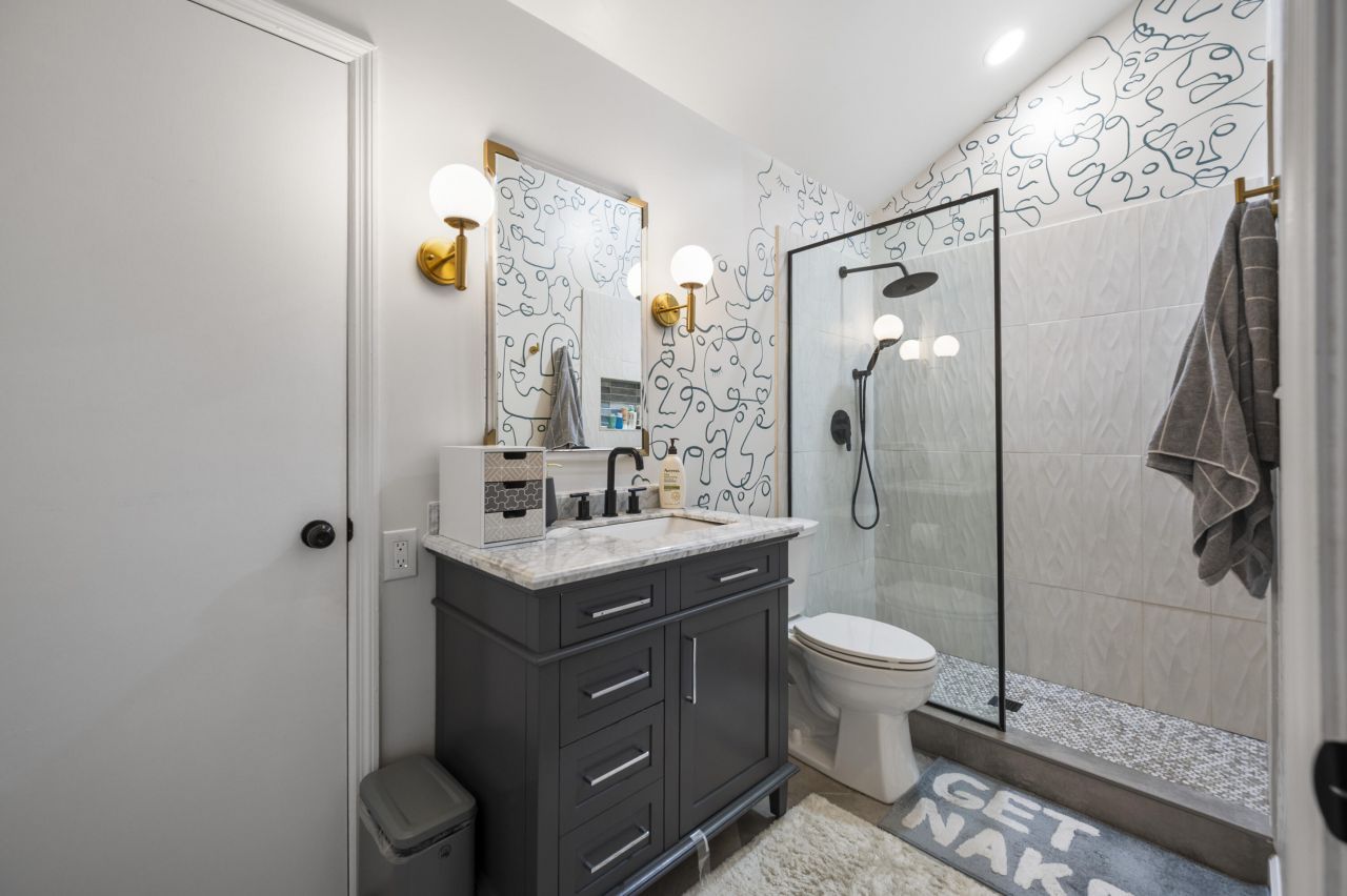 506 Fairington Drive Photo 18