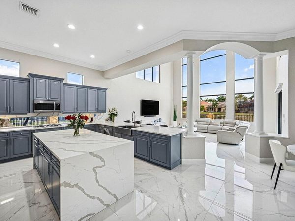 10560 Arcole Court, Wellington, FL 33449