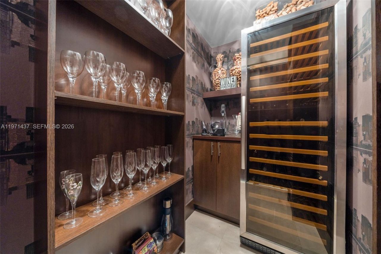 3301 NE 183rd St , Unit 1104, Aventura, FL 33160 Photo