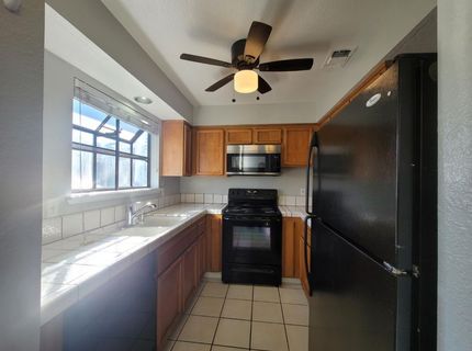 1117 Bell St #9, Unit 9, Sacramento, CA 95825 Photo