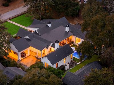 1027 Lakeview Drive, Mount Pleasant, SC 29464