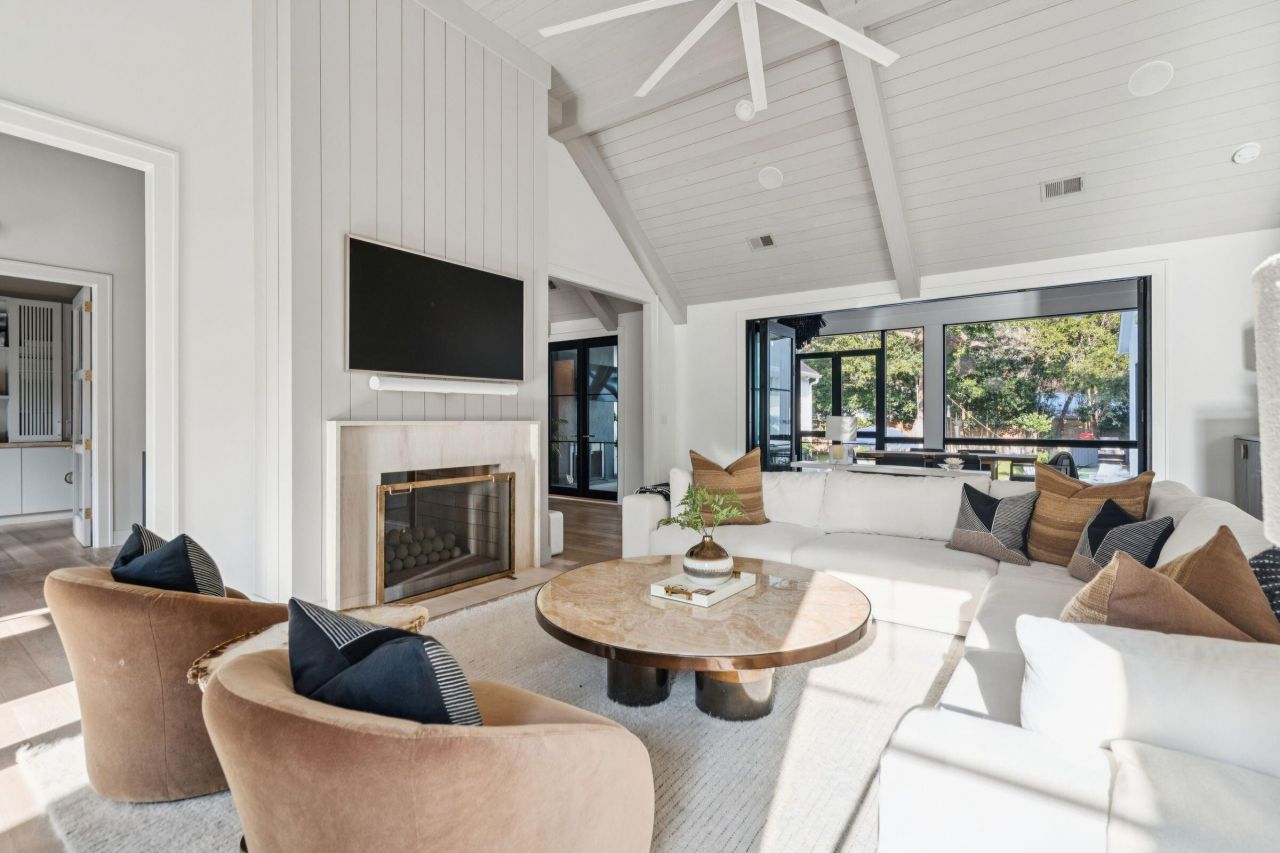 1027 Lakeview Drive Photo 19