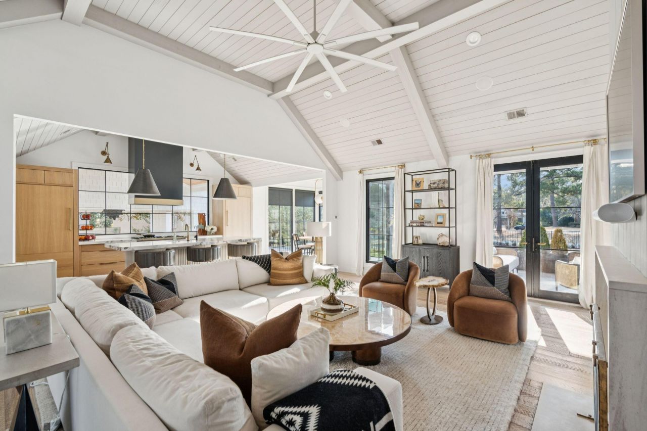 1027 Lakeview Drive Photo 22