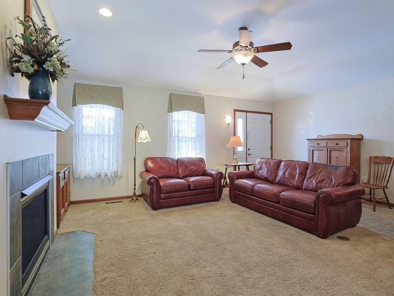 537 Cider Mill Way, Tipp City, OH 45371 Photo 7