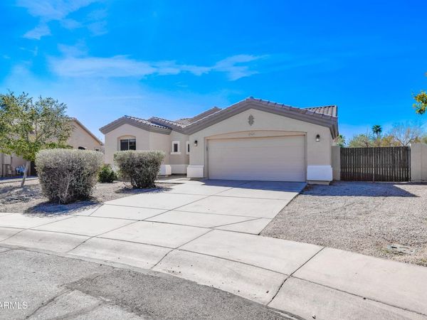 1767 E CAROB Drive, Chandler, AZ 85286