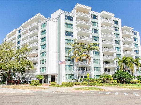 700 BEACH DRIVE NE, Unit 406, ST PETERSBURG, FL 33701