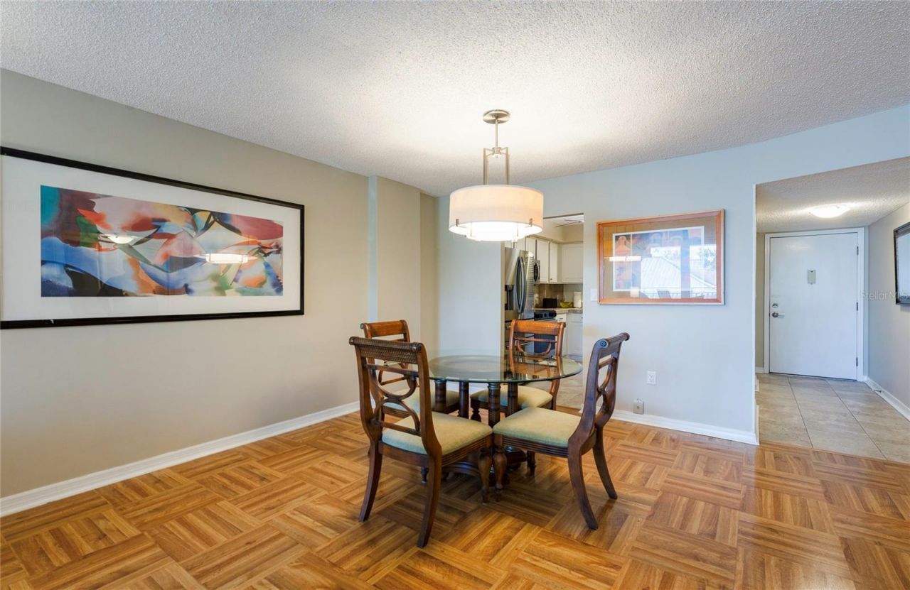 700 Beach Drive Ne, Unit 406, Saint Petersburg, FL 33701 Photo