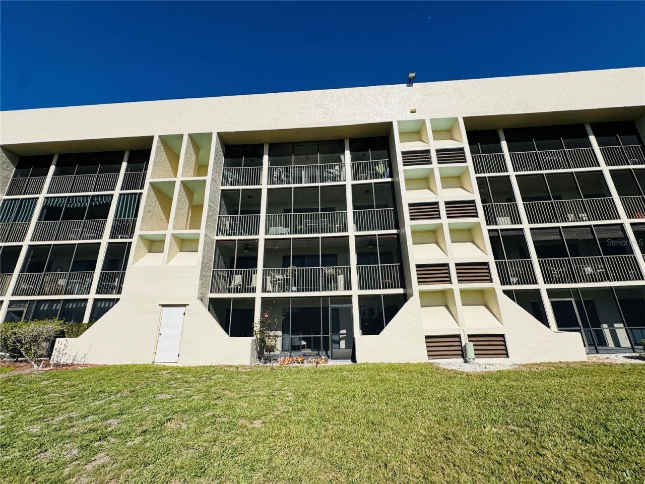 4119 61st Avenue Terrace W, Unit 102, Bradenton, FL 34210 Photo