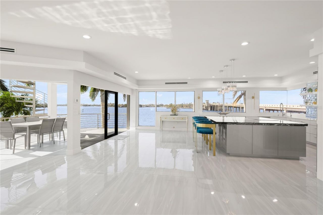 1400 Siesta Drive, Sarasota, FL 34239 Photo