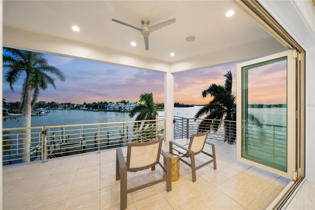 1400 Siesta Drive, Sarasota, FL 34239 Photo