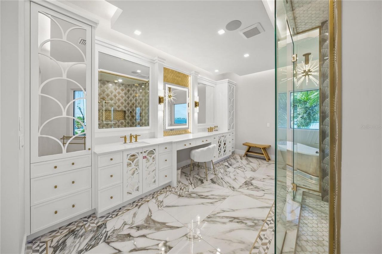 1400 Siesta Drive, Sarasota, FL 34239 Photo