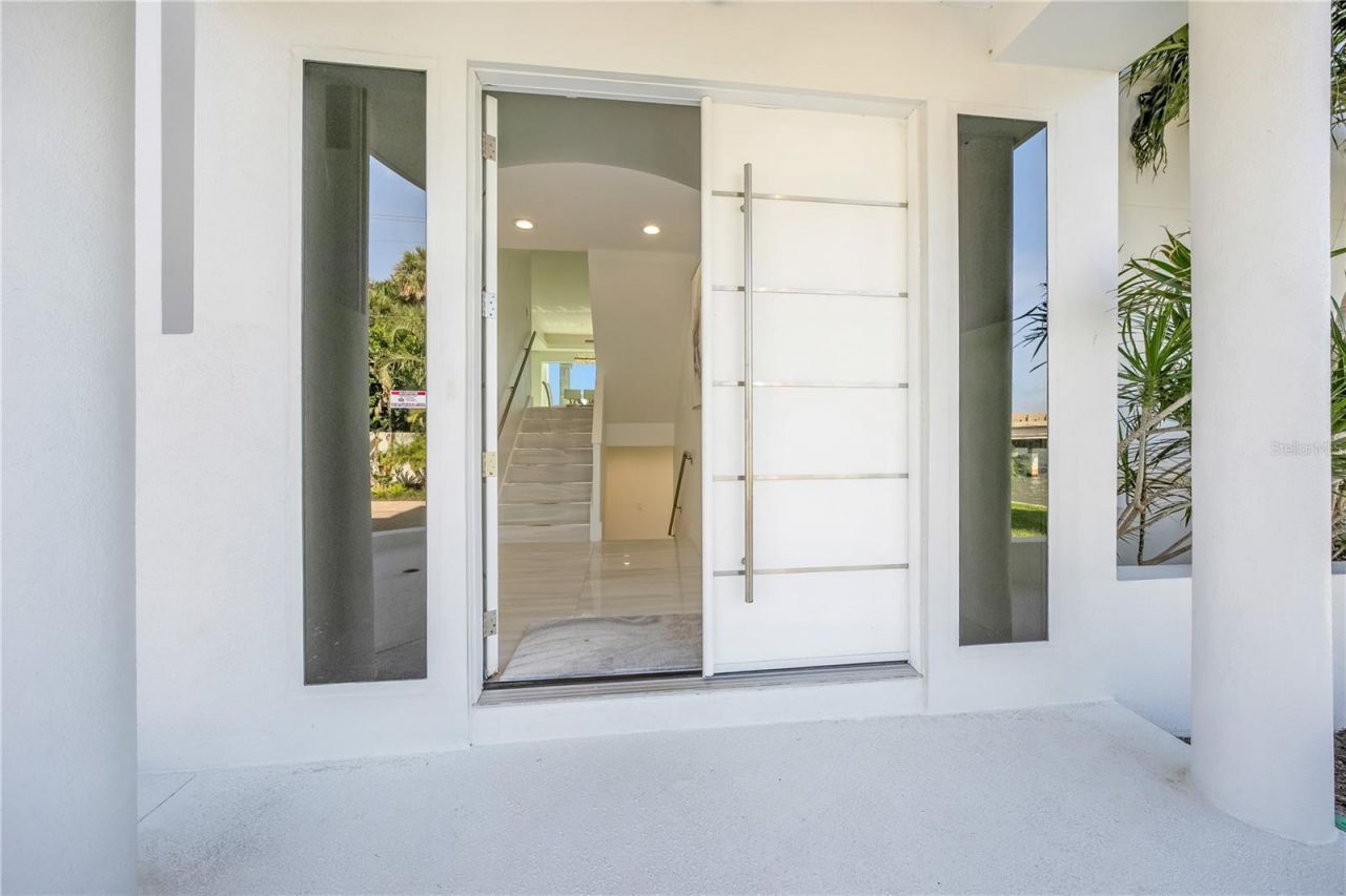 1400 Siesta Drive, Sarasota, FL 34239 Photo