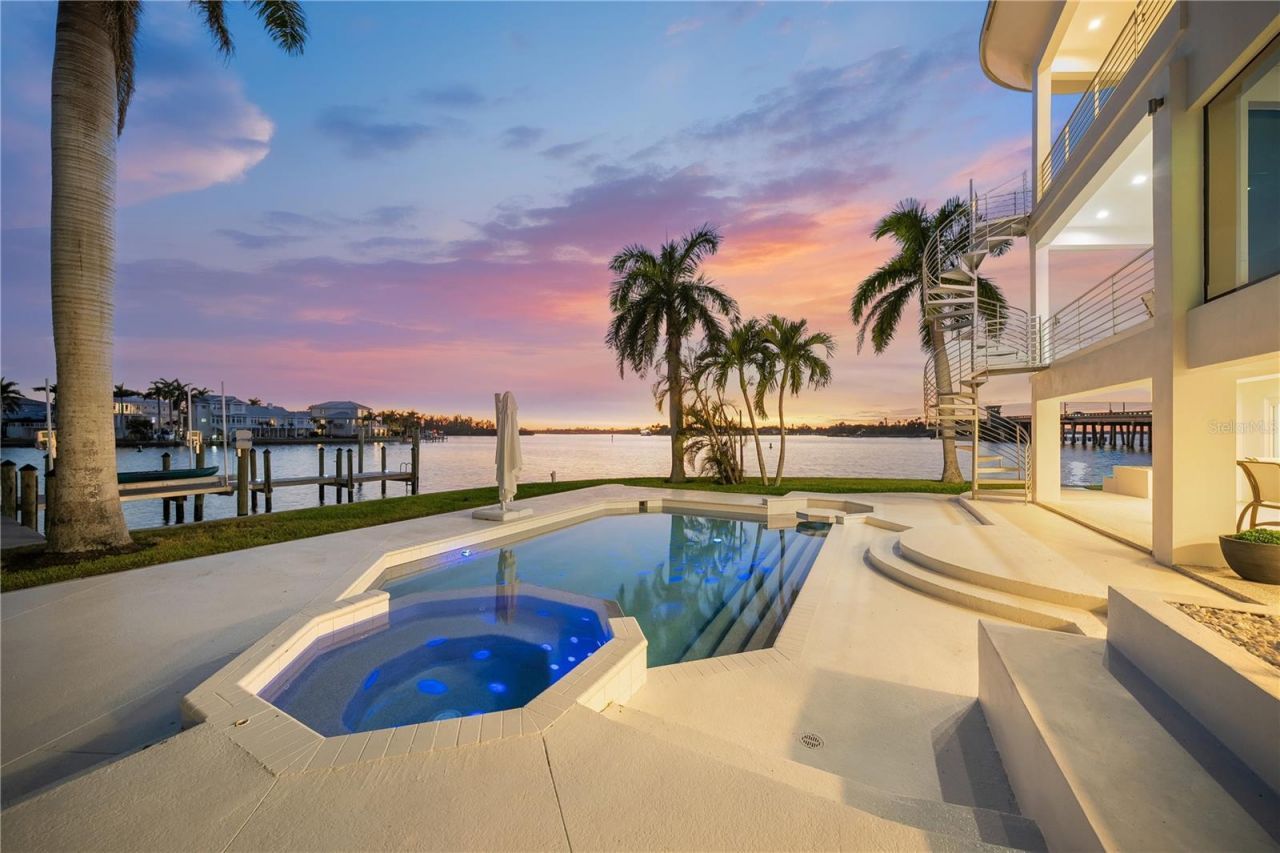 1400 Siesta Drive, Sarasota, FL 34239 Photo