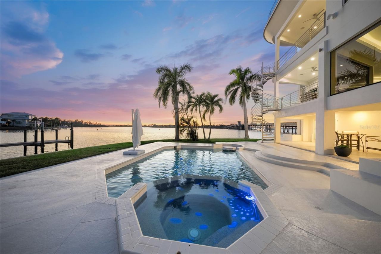 1400 Siesta Drive, Sarasota, FL 34239 Photo