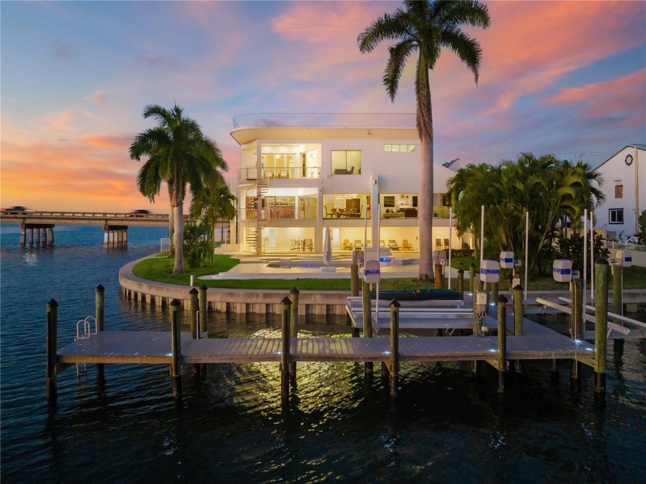 1400 Siesta Drive, Sarasota, FL 34239 Photo