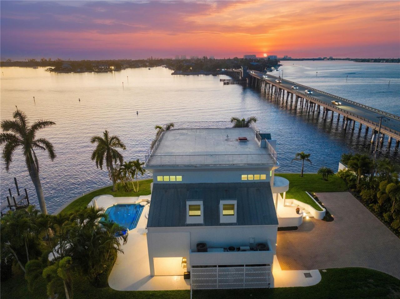 1400 Siesta Drive, Sarasota, FL 34239 Photo