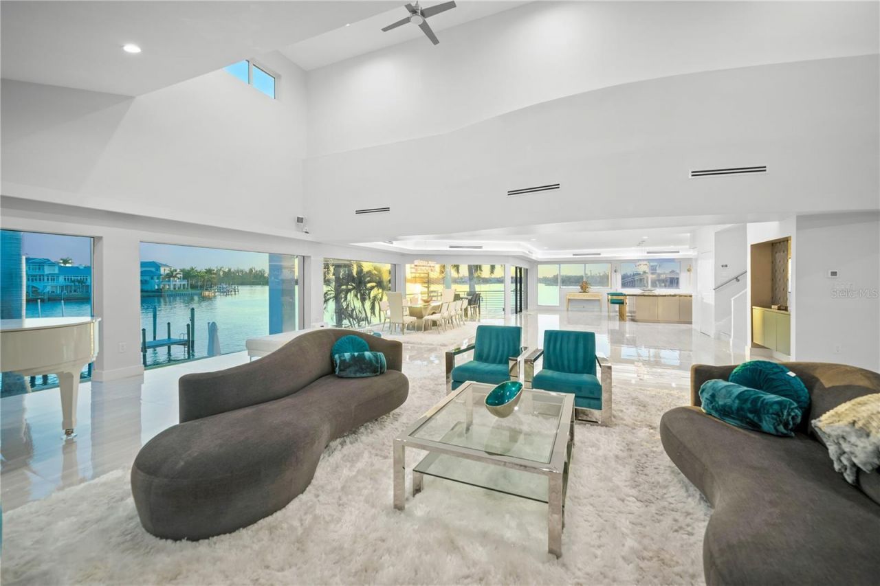 1400 Siesta Drive, Sarasota, FL 34239 Photo