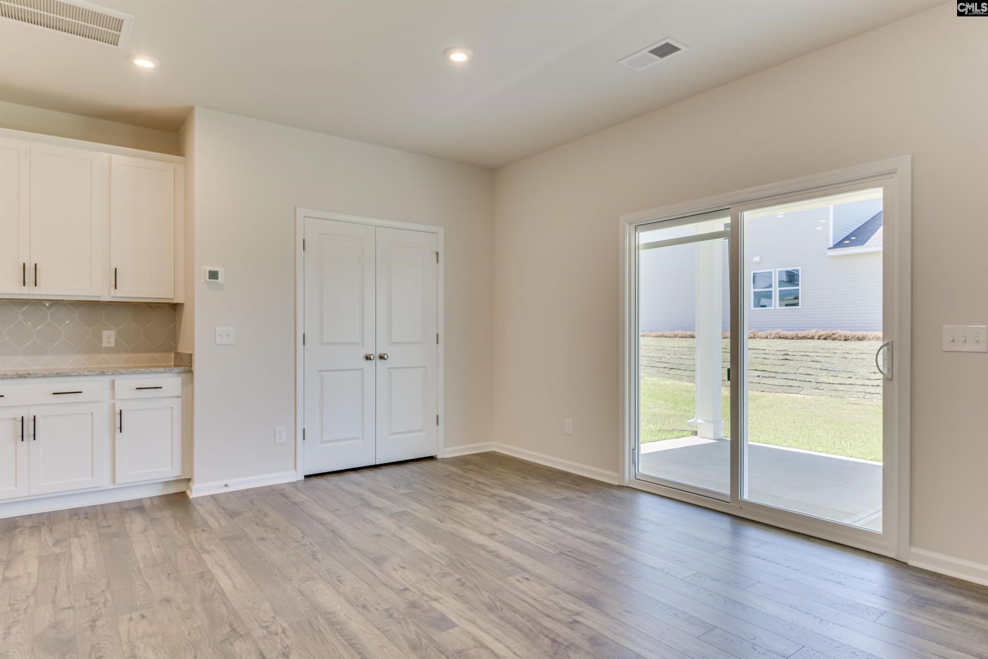 136 Bloomsbury Drive Photo 13