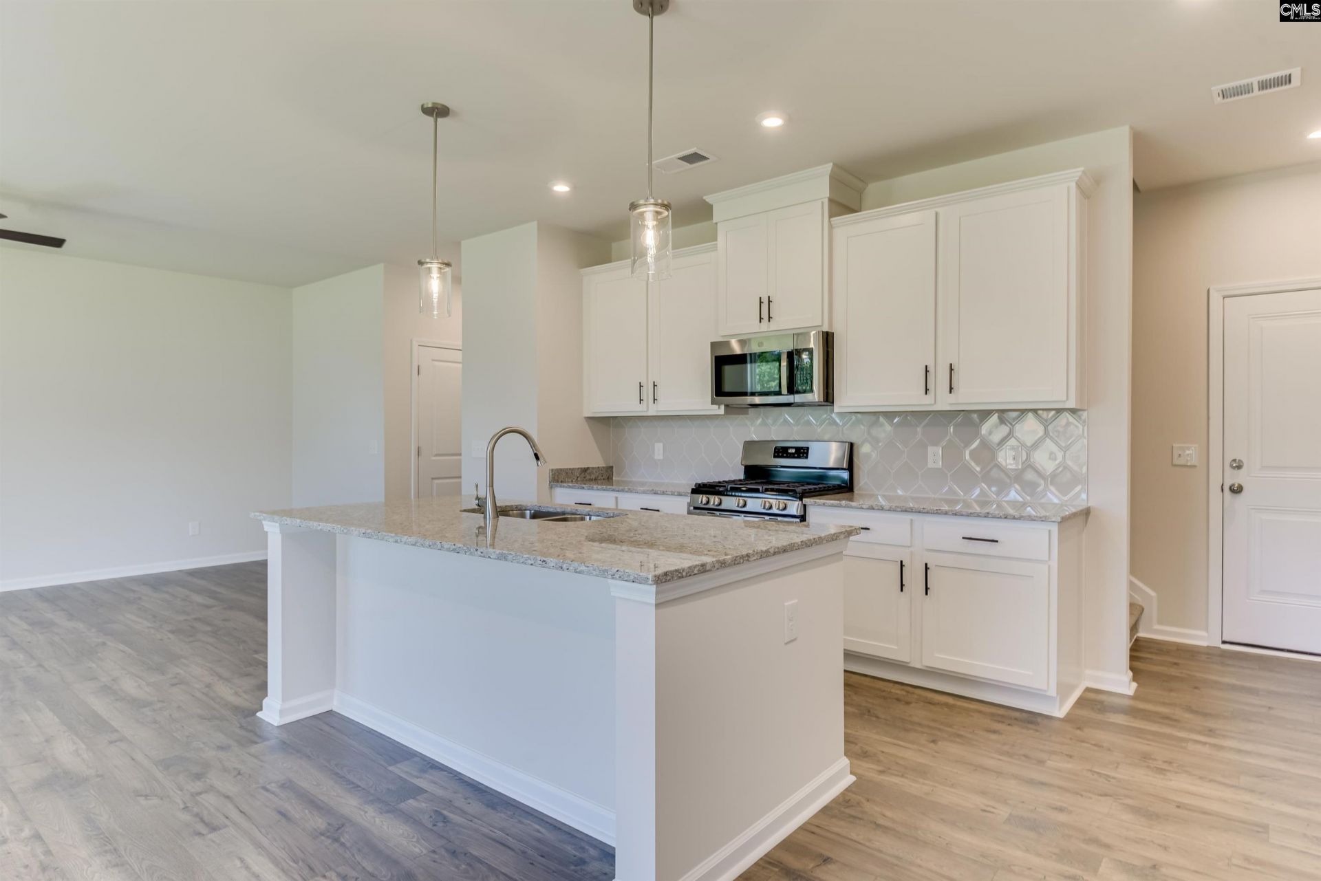 136 Bloomsbury Drive Photo 15