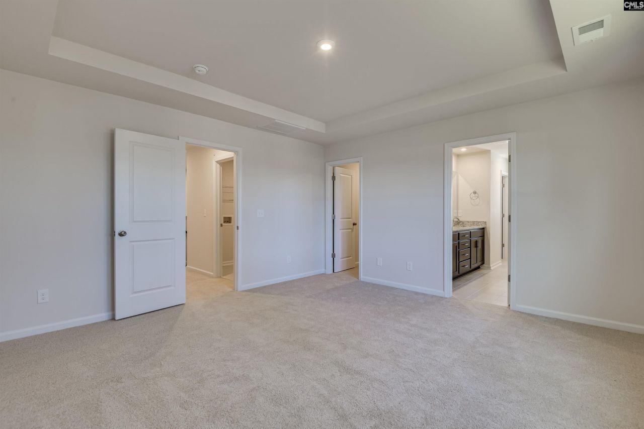 136 Bloomsbury Drive  Photo 17