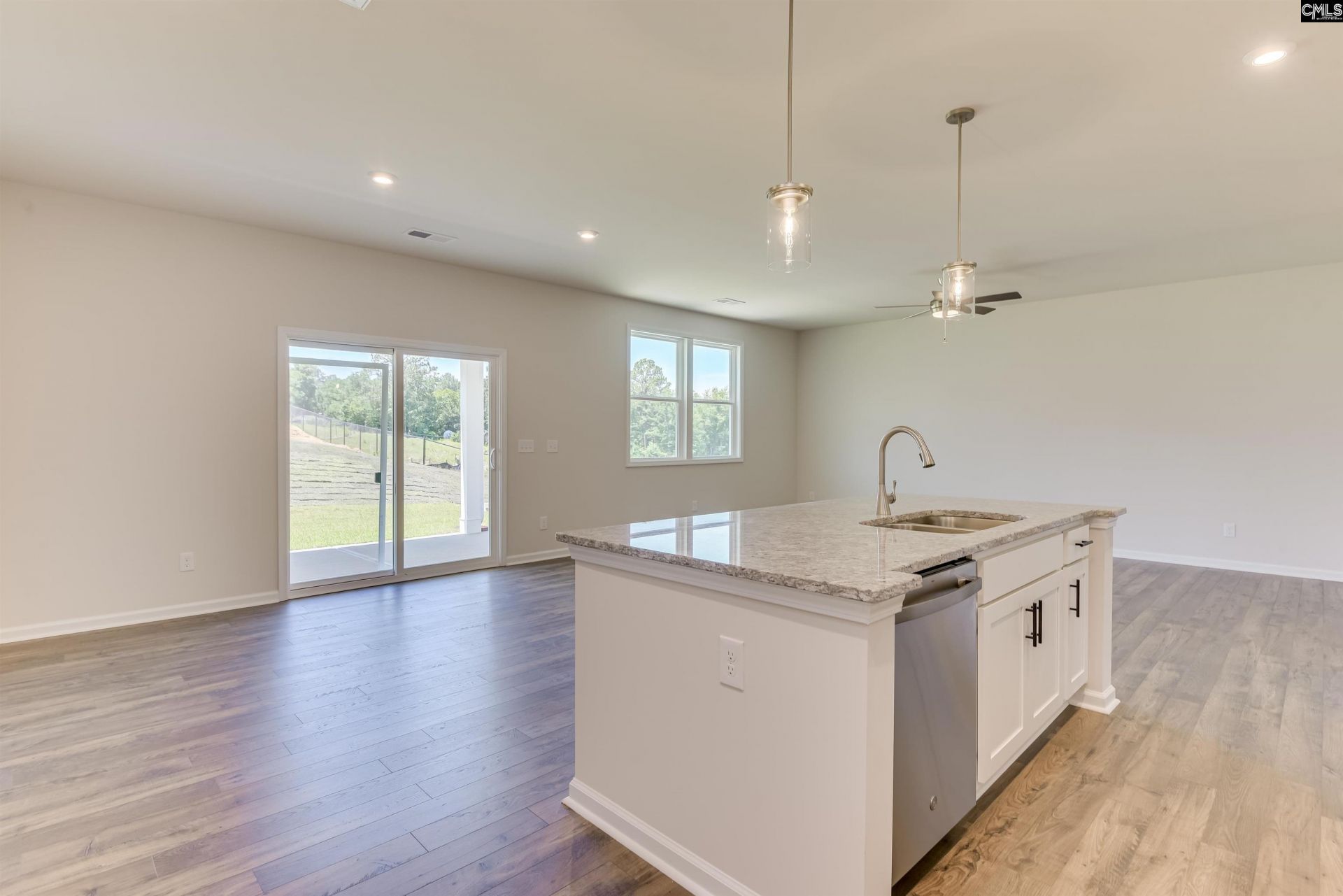 136 Bloomsbury Drive Photo 18