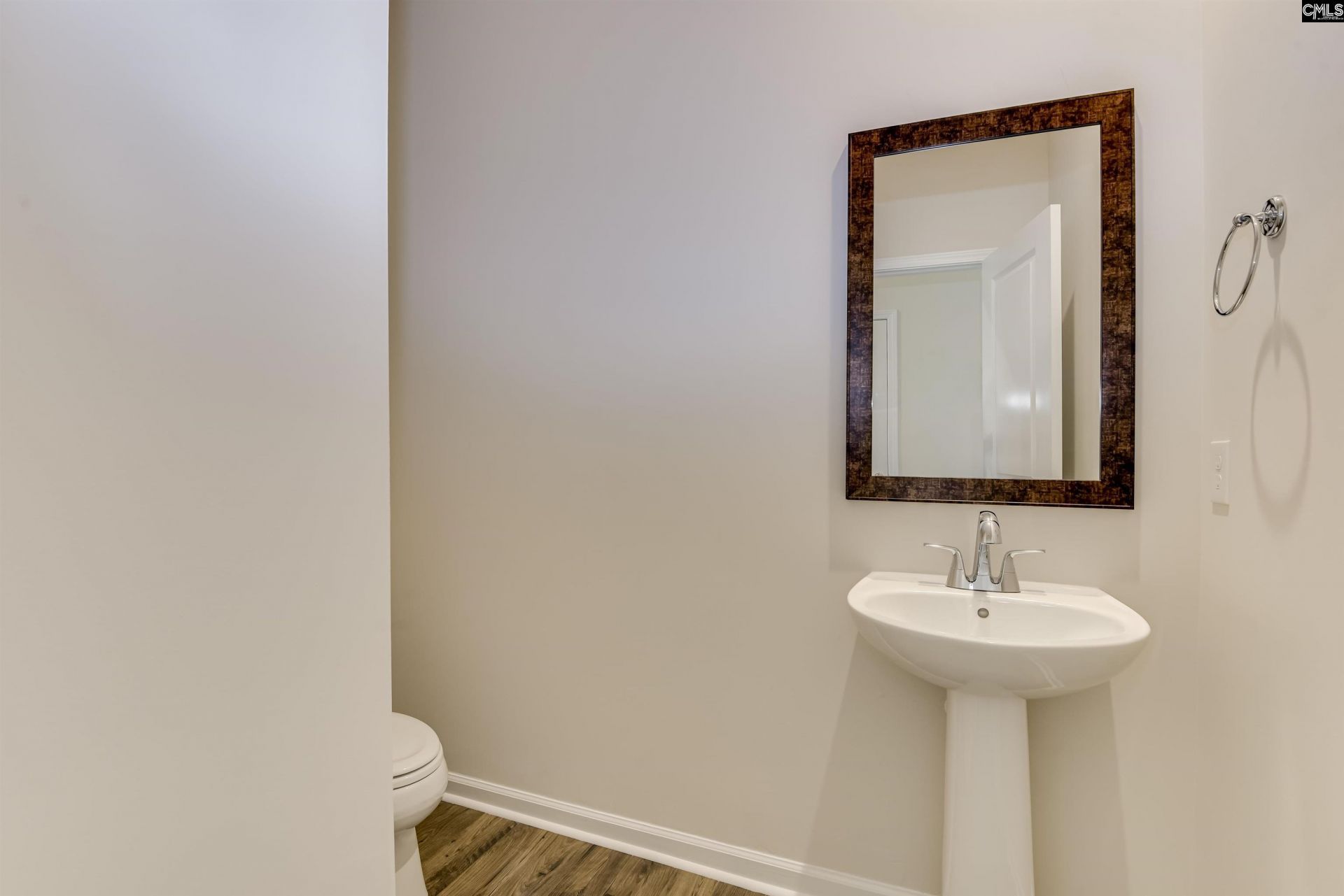 136 Bloomsbury Drive Photo 19
