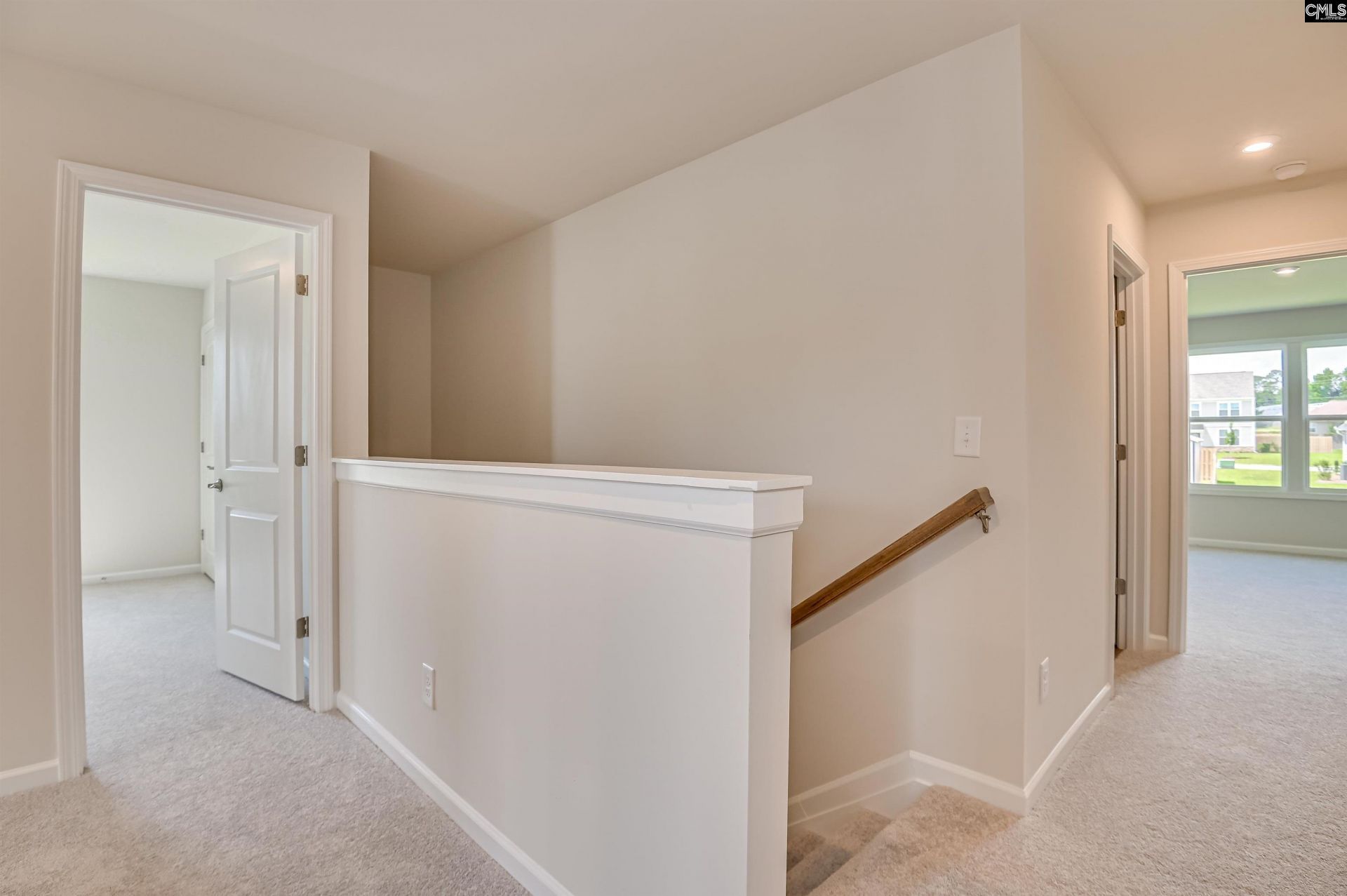 136 Bloomsbury Drive Photo 28