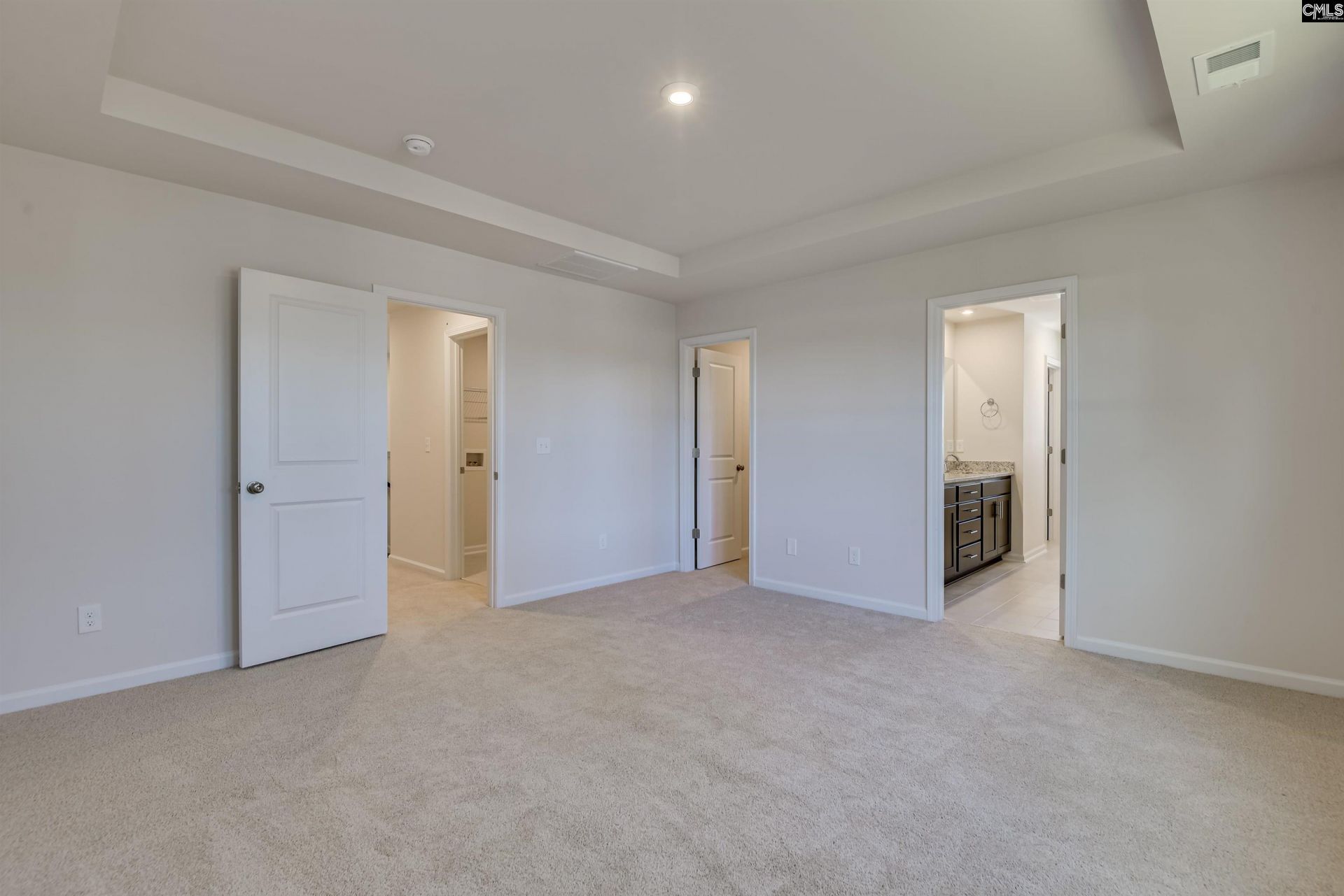 136 Bloomsbury Drive Photo 29