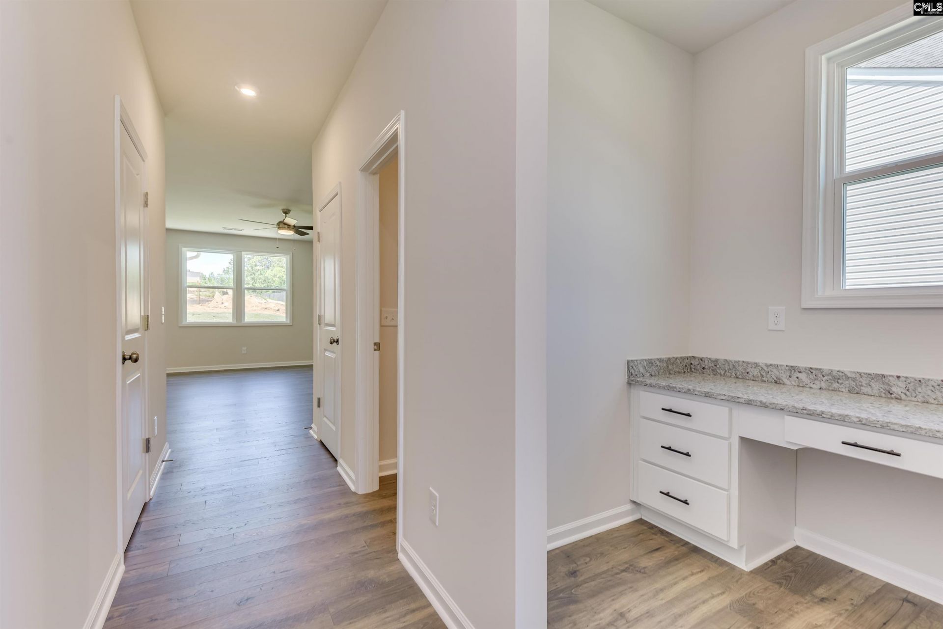 136 Bloomsbury Drive Photo 7