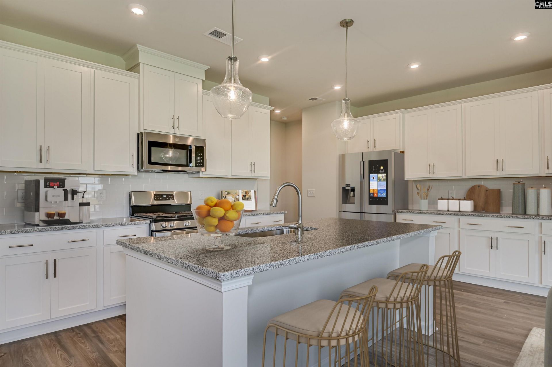 136 Bloomsbury Drive Photo 9