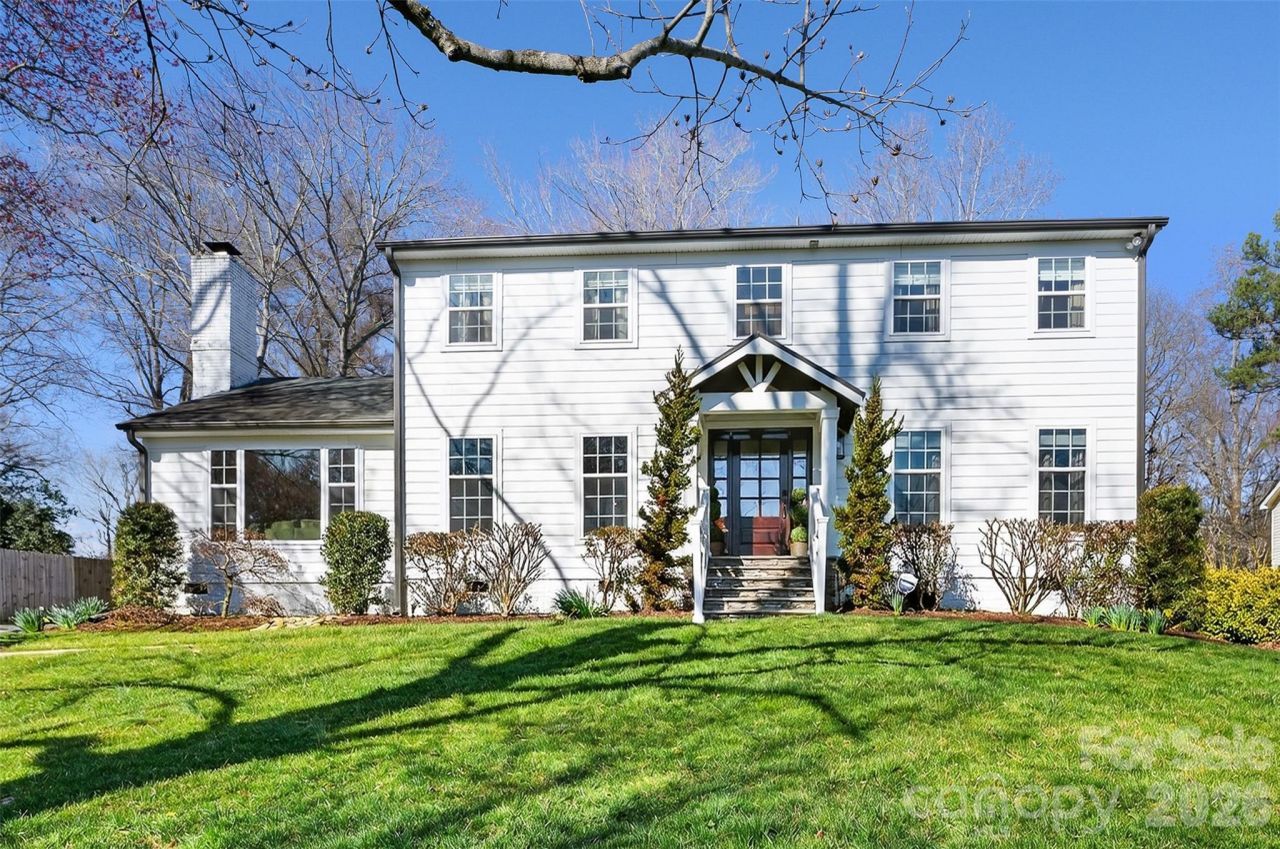 1432 E Barden Road, Charlotte, NC 28226 Main Photo