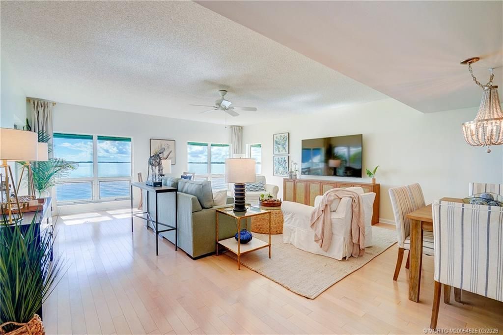 184 NE Edgewater Drive, Unit 1206, Stuart, FL 34996 Photo